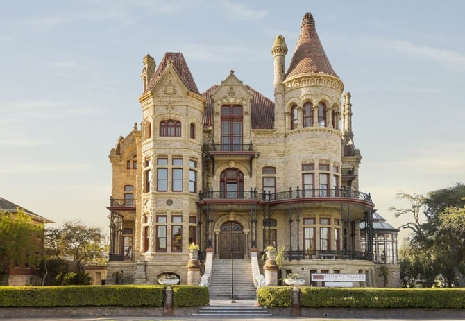What Are the Best Ghost Tours in Galveston, TX?