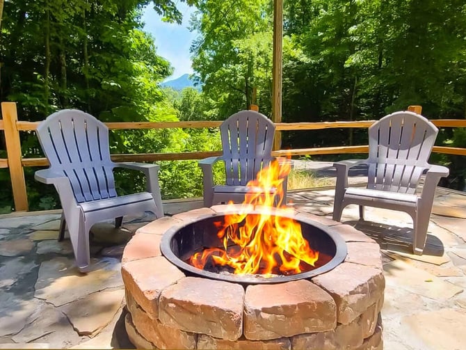 Smoky Mountain WOW exterior